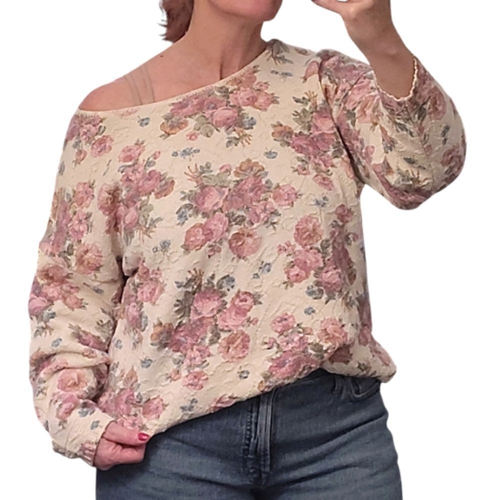 VTG 80s Off White Floral Oversized  Cottagecore Knit Sweater *Large